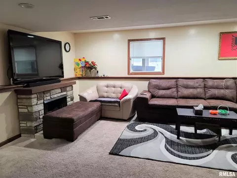 16022 Ridgewood Dr, Morrison, IL 61270 photo 16