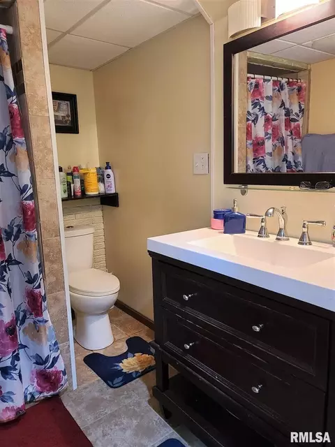 16022 Ridgewood Dr, Morrison, IL 61270 photo 18