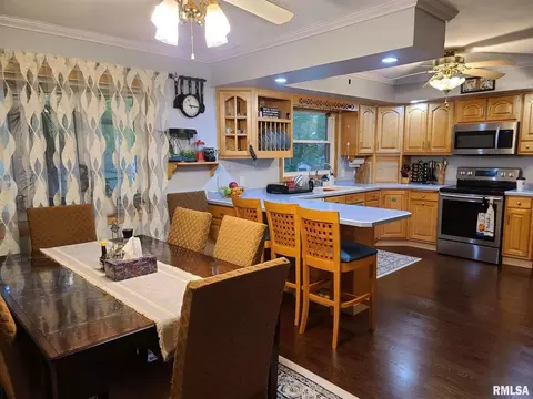 16022 Ridgewood Dr, Morrison, IL 61270 photo 6