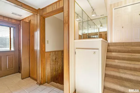 4204 35th Ave, Moline, IL 61265 photo 22