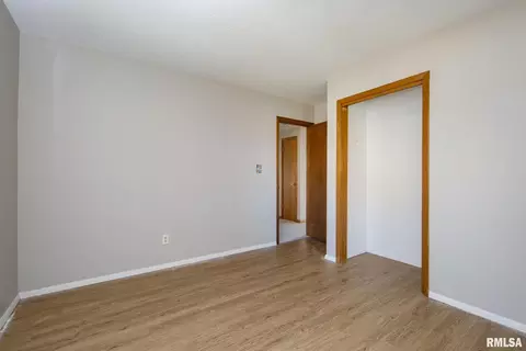 3601 36th St, Moline, IL 61265 photo 13