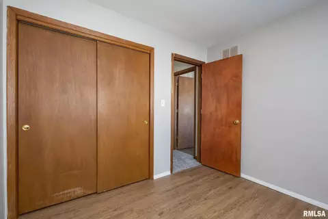 3601 36th St, Moline, IL 61265 photo 15