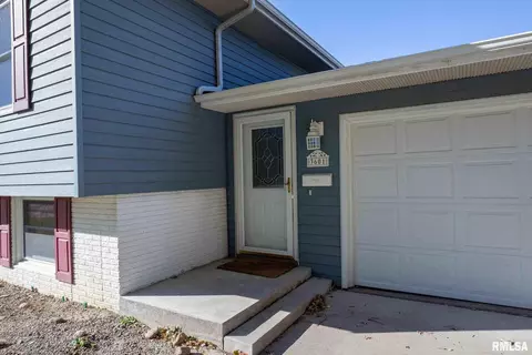 3601 36th St, Moline, IL 61265 photo 4