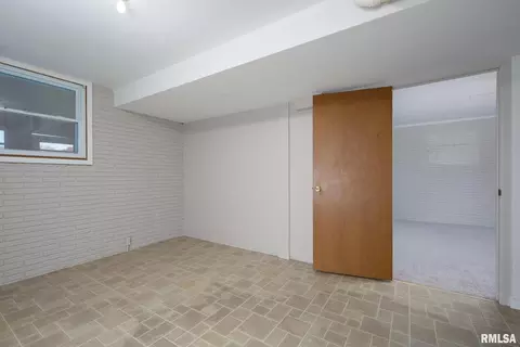 3601 36th St, Moline, IL 61265 photo 30
