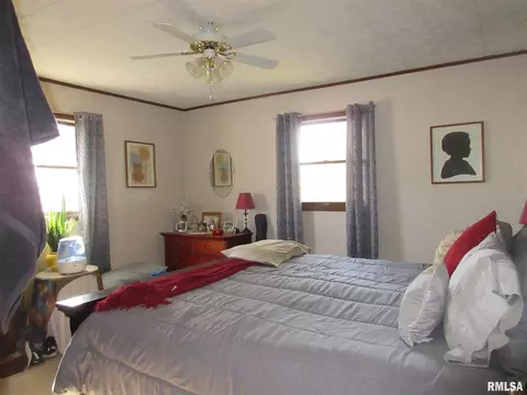15543 Bishop Rd, Morrison, IL 61270 photo 9