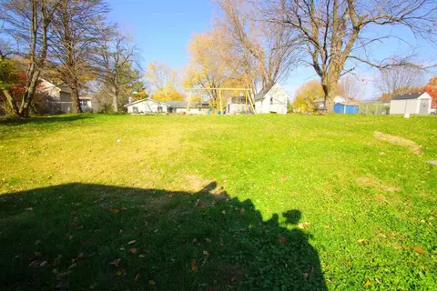 42 Park Ave, Eldridge, IA 52748 photo 23