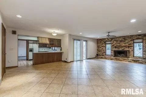4117 18th Ave, Moline, IL 61265 photo 7