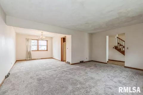 4117 18th Ave, Moline, IL 61265 photo 4
