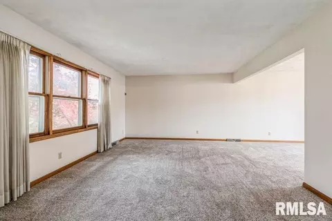 4117 18th Ave, Moline, IL 61265 photo 3