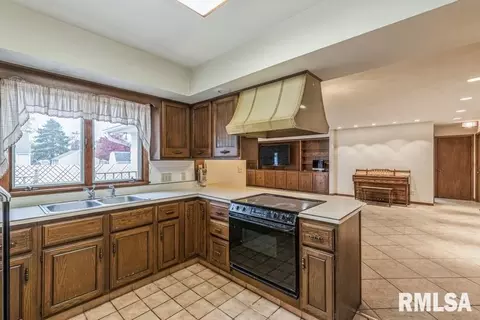 4117 18th Ave, Moline, IL 61265 photo 6