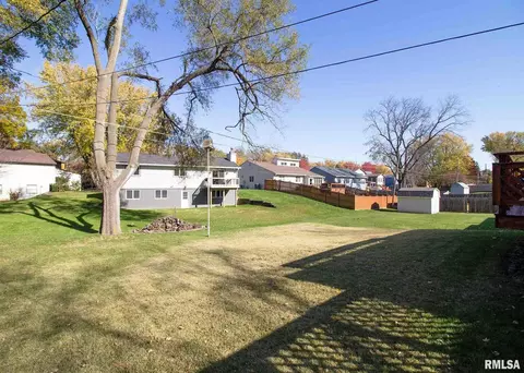 4723 27th Ave, Moline, IL 61265 photo 6