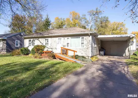 4723 27th Ave, Moline, IL 61265 photo 2