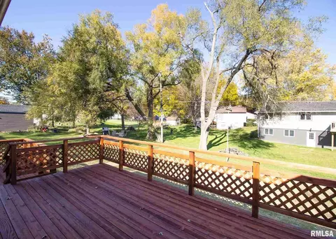 4723 27th Ave, Moline, IL 61265 photo 3