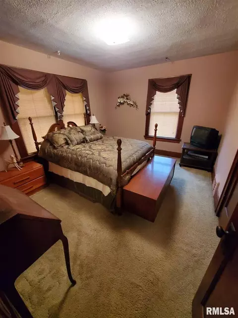 1223 Pershing Blvd, Clinton, IA 52732 photo 20