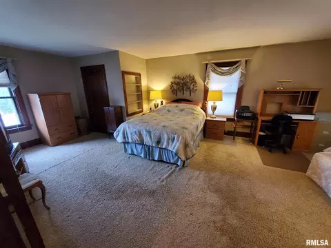 1223 Pershing Blvd, Clinton, IA 52732 photo 23