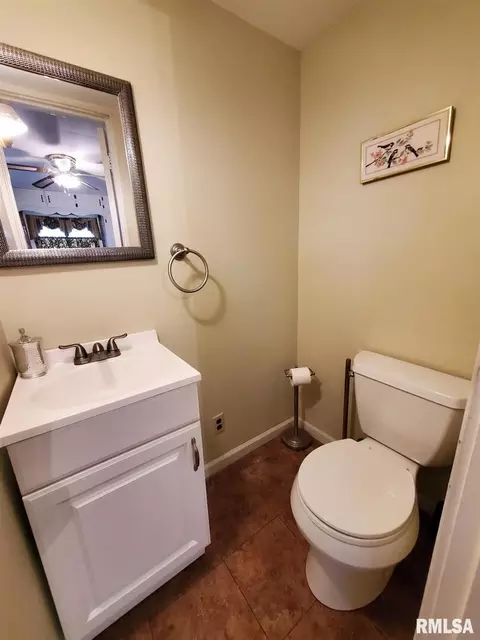1223 Pershing Blvd, Clinton, IA 52732 photo 15