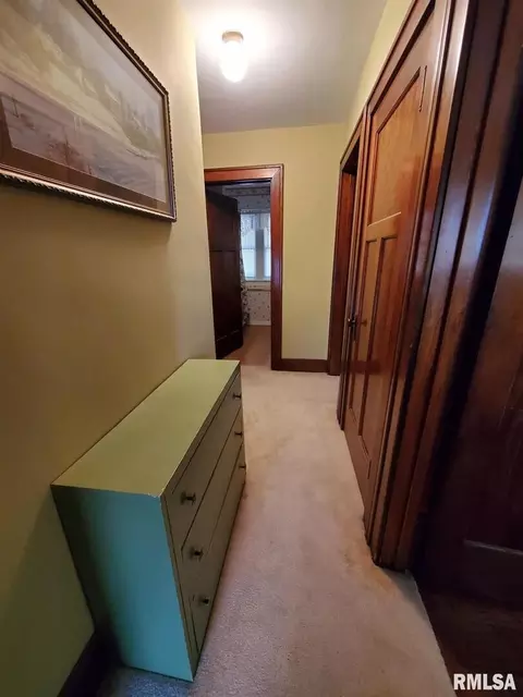 1223 Pershing Blvd, Clinton, IA 52732 photo 18