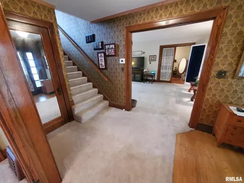 1223 Pershing Blvd, Clinton, IA 52732 photo 12