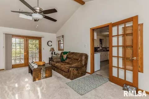 501 N Orange St, Morrison, IL 61270 photo 9