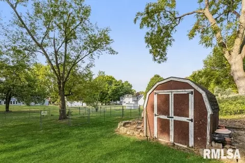 501 N Orange St, Morrison, IL 61270 photo 5