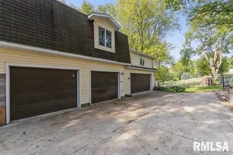 501 N Orange St, Morrison, IL 61270 photo 3