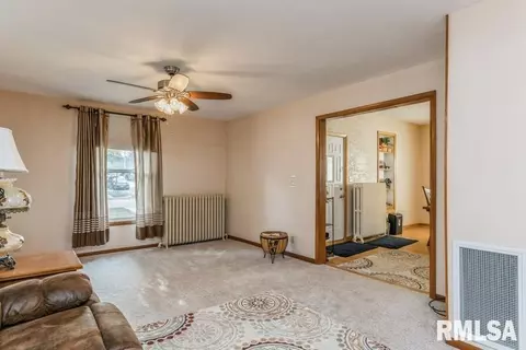 501 N Orange St, Morrison, IL 61270 photo 13
