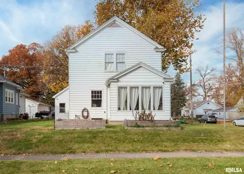 1225 29th St, Moline, IL 61265 photo 3