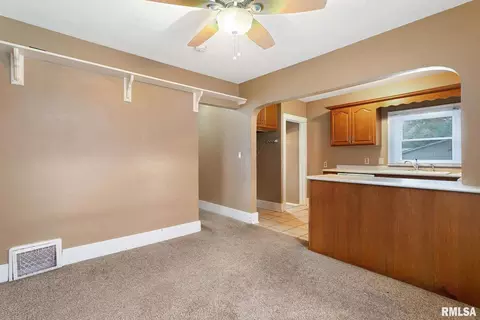 1612 33rd St, Moline, IL 61265 photo 10