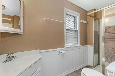 1612 33rd St, Moline, IL 61265 photo 17