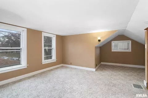 1612 33rd St, Moline, IL 61265 photo 19