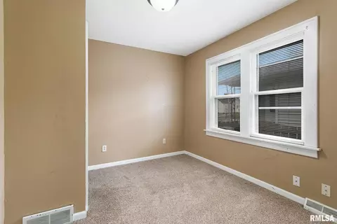 1612 33rd St, Moline, IL 61265 photo 15