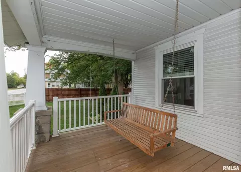 218 19th Ave, Moline, IL 61265 photo 3
