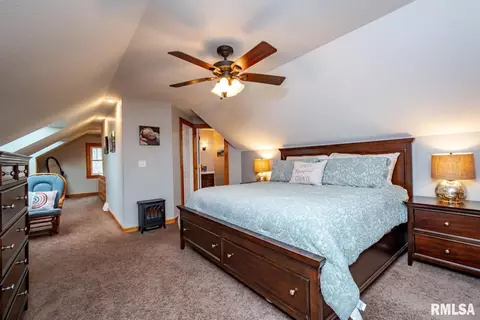417 E Main St, Geneseo, IL 61254 photo 17