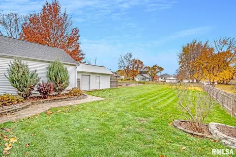 417 E Main St, Geneseo, IL 61254 photo 28