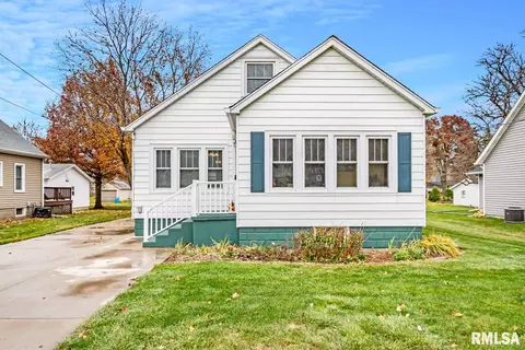 417 E Main St, Geneseo, IL 61254 photo 2