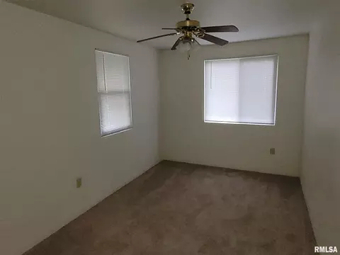 3718 11th Ave, Moline, IL 61265 photo 16