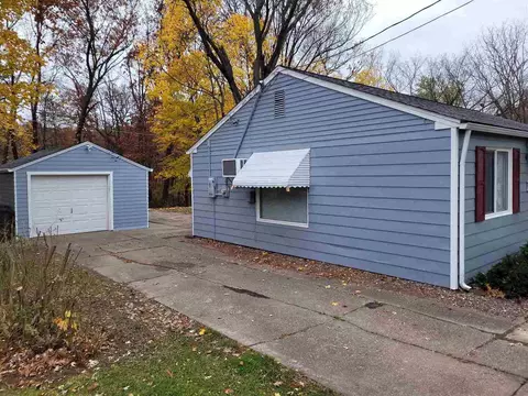 3718 11th Ave, Moline, IL 61265 photo 3