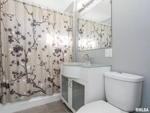 2430 11th Ave #A, Moline, IL 61265 photo 15