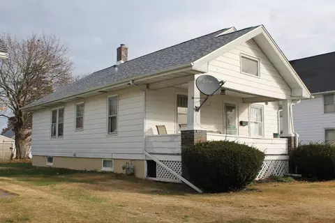 518 Pine St, Kewanee, IL 61443 photo 2
