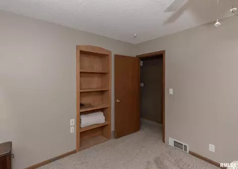 4813 52nd Ave, Moline, IL 61265 photo 10