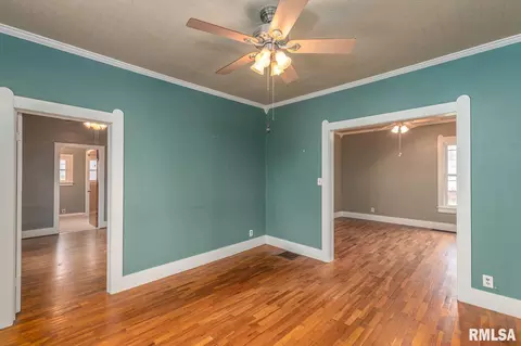 828 E 7th St, Kewanee, IL 61443 photo 9
