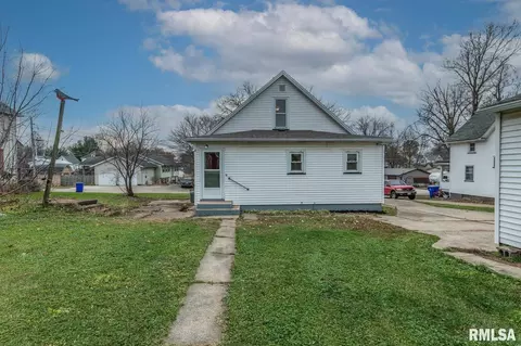 828 E 7th St, Kewanee, IL 61443 photo 3