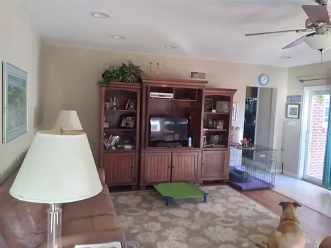 1657 E Circle Dr, Clinton, IA 52732 photo 30