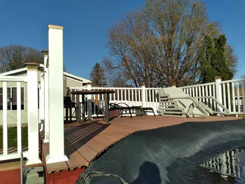 1657 E Circle Dr, Clinton, IA 52732 photo 36