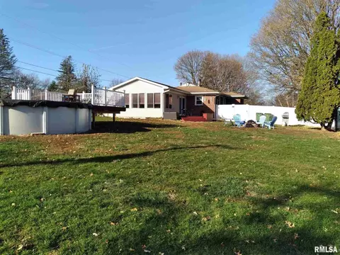 1657 E Circle Dr, Clinton, IA 52732 photo 34