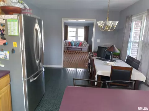 1657 E Circle Dr, Clinton, IA 52732 photo 29