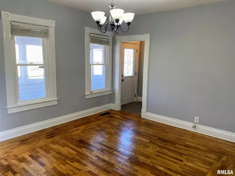 1420 17th Ave, Moline, IL 61265 photo 8