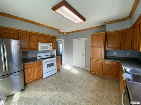 1420 17th Ave, Moline, IL 61265 photo 13