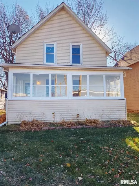 1420 17th Ave, Moline, IL 61265 photo 1