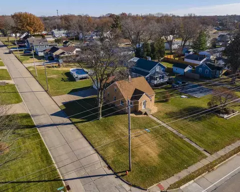 1804 41st St, Moline, IL 61265 photo 4